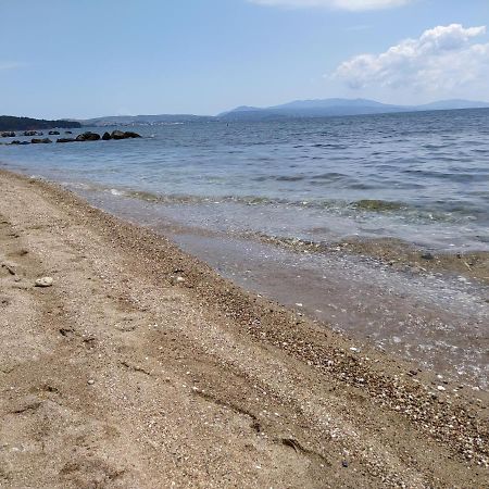 Διαμέρισμα Στην Πόλη Metamorfosi ภายนอก รูปภาพ